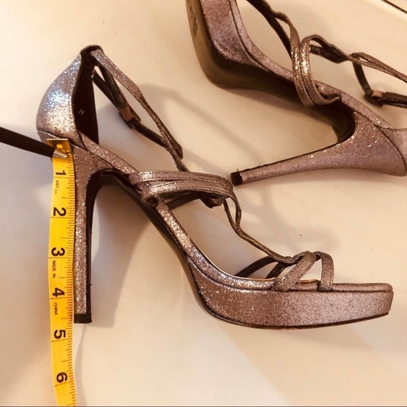 Stuart Weitzman T-Strap Platform Metallic Glitter Strappy Heels 8.5 Event - Picture 10 of 12